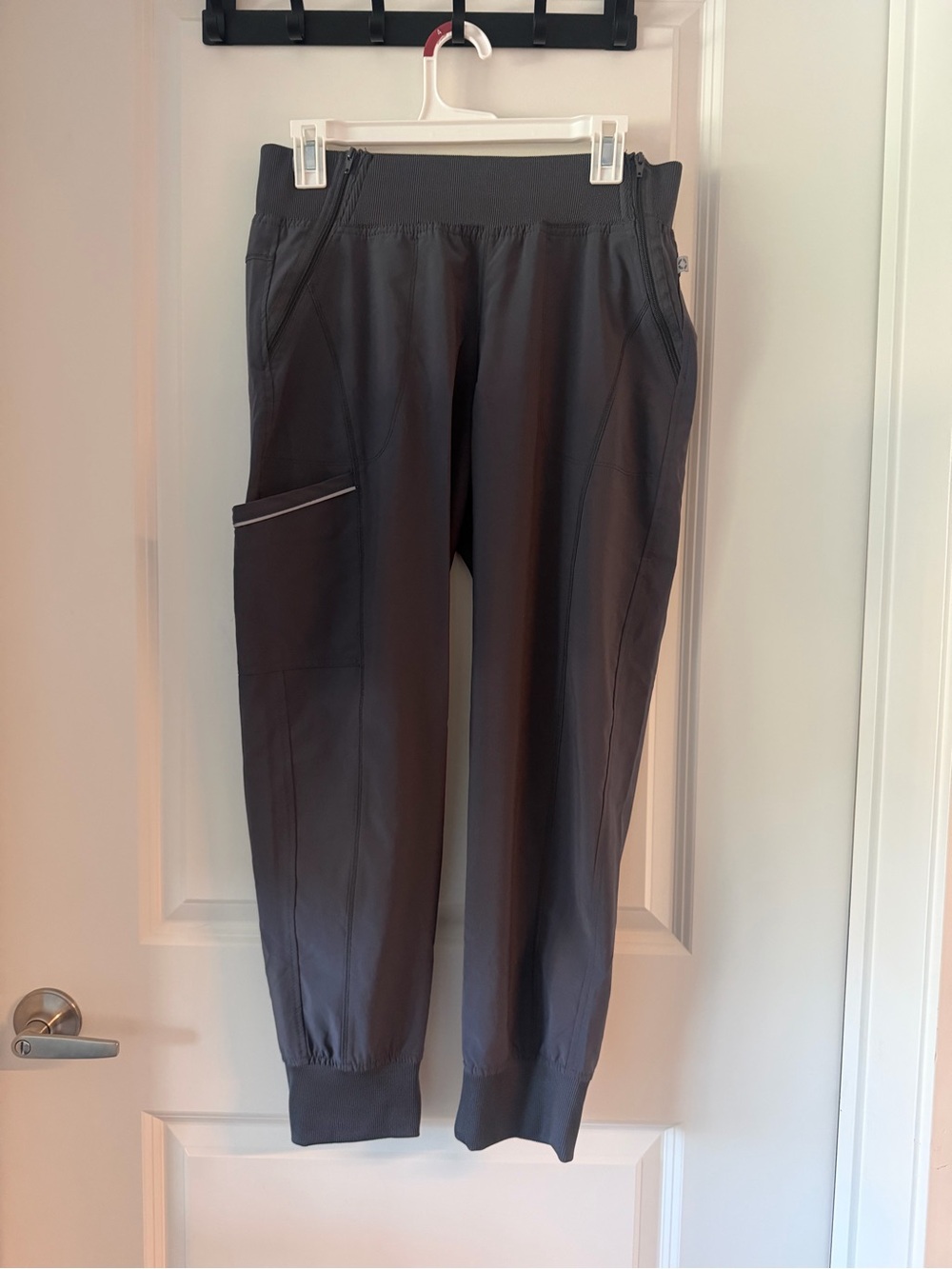 Infinity Women's 5-Pocket STRETCH Jogger Cargo Scrub Pants, medium petite